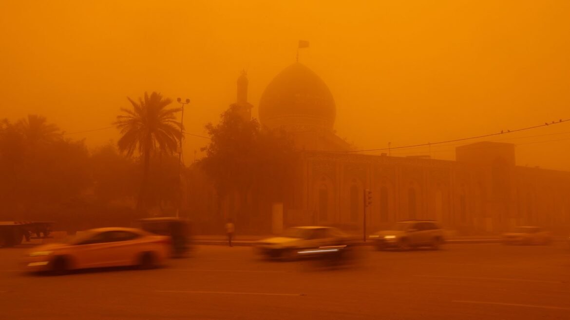 الصحة: تسجيل أكثر من 3700 حالة اختناق بسبب موجة الغبار