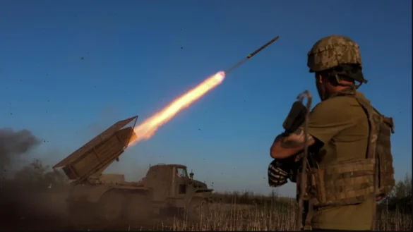 واشنطن تهدد بـ"الانسحاب" إذا لم تتوصل كييف وموسكو لاتفاق