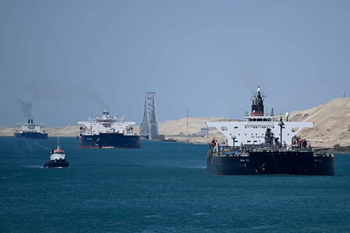 بعد بنما... عين ترمب على قناة السويس ويطالب بالإعفاء عن رسوم العبور