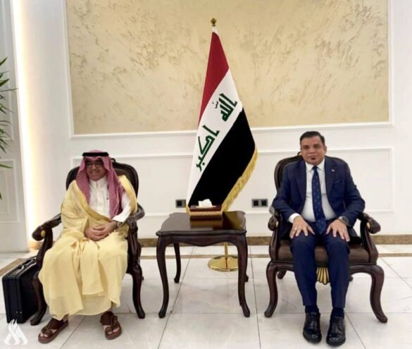 رئيس المنظمة العربية للسياحة يصل إلى بغداد