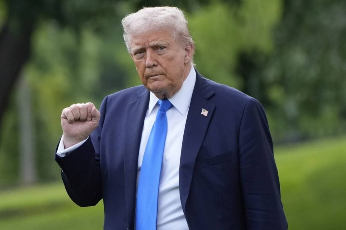 ترمب يحذر من شراء النفط الإيراني مع تأجيل جولة المحادثات النووية