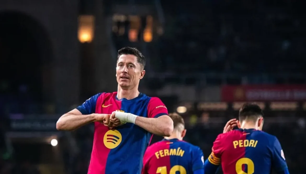 المهاجم البولندي روبرت ليفاندوفسكي