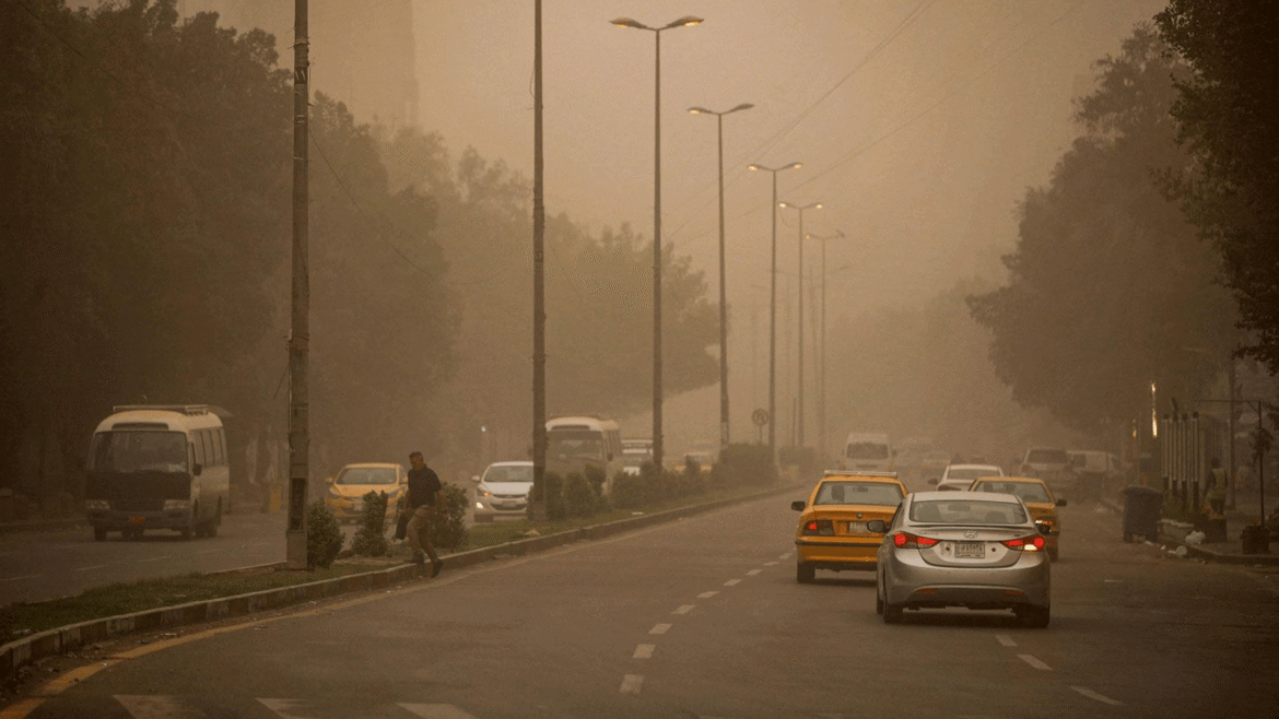 طقس العراق.. أمطار وغبار وارتفاع في درجات الحرارة