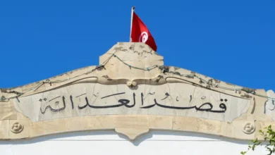 قاض تونسي يصدر قرارا بسجن المحامي البارز أحمد صواب