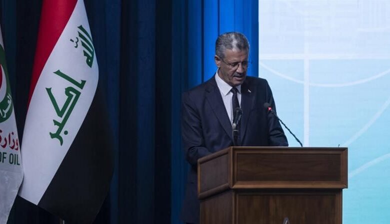 وزير النفط: مشاريع الطاقة النظيفة تهدف لإنتاج 12 ألف ميغاواط