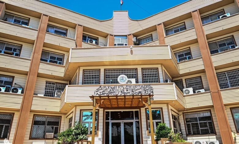 بانتظار التصويت على جداول الموازنة.. العمل: شمول أكثر من مليون متقدم بالإعانة الاجتماعية