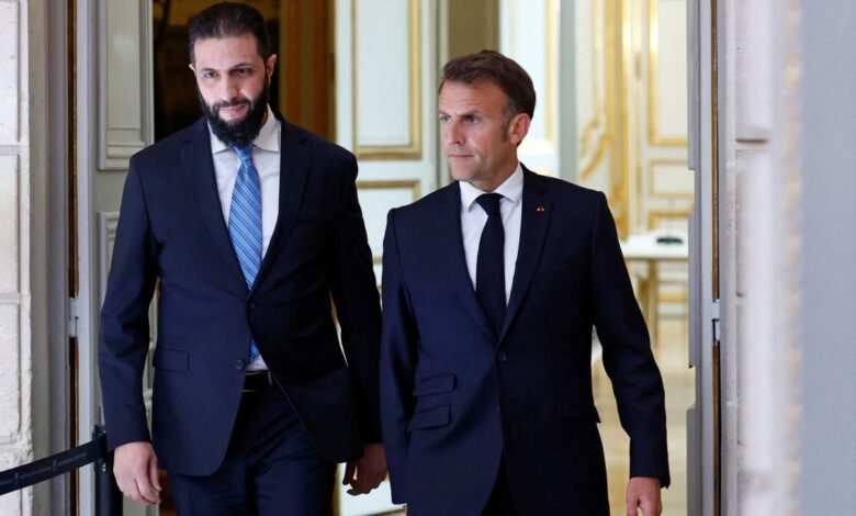 "لقاء الإليزيه"... ماكرون سيسعى لرفع العقوبات عن سوريا والشرع يؤكد تفاوض دمشق مع تل أبيب